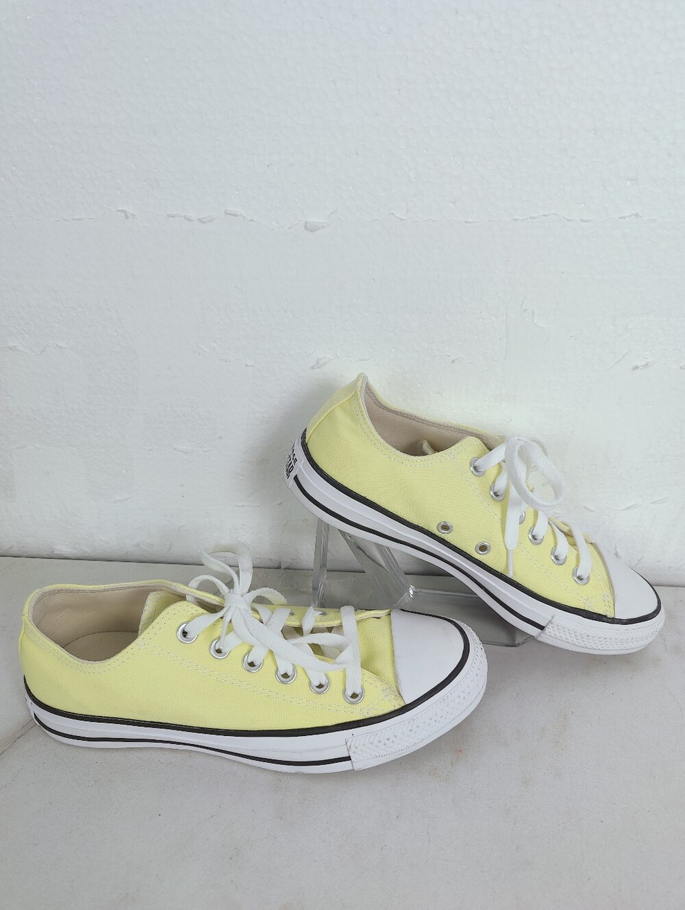 EUC Converse CT All Star Low 'Light Zitron' Pastel Yellow Sneakers, 5(M) 7(W)